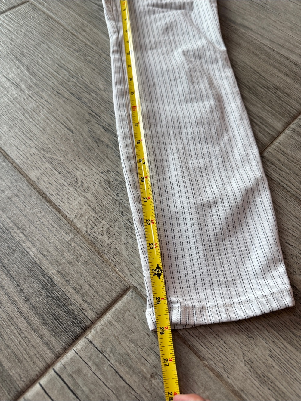 Anthropologie -pilcro and the Letterpress White high rise Pants with Stripes - Picture 5 of 10